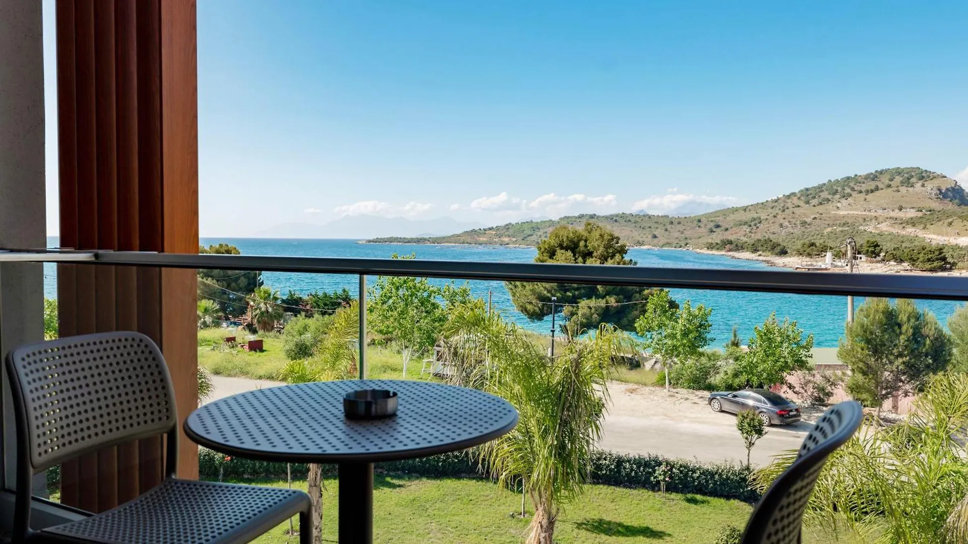 Euro Hotel Ksamil 4*,