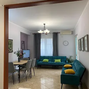 apt-new-bazaar-modern.hotels-in-tirana.com/